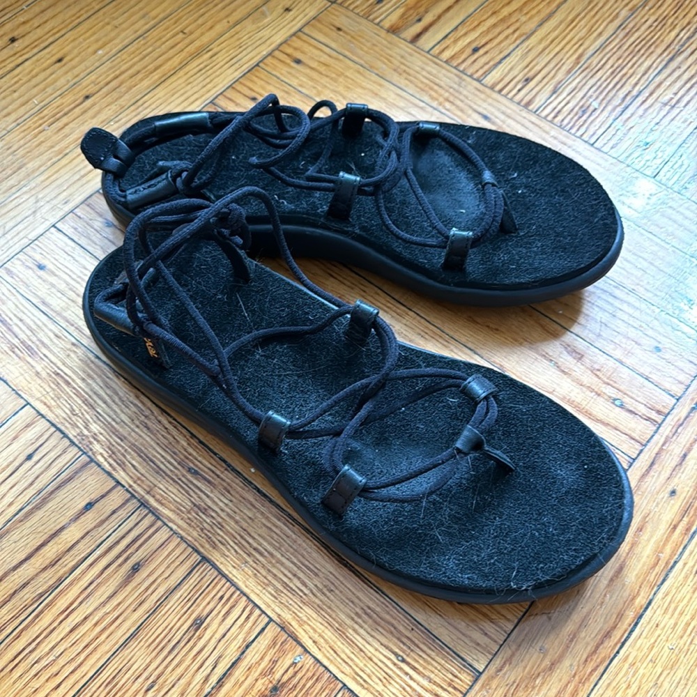 Teva voya infinity sandals